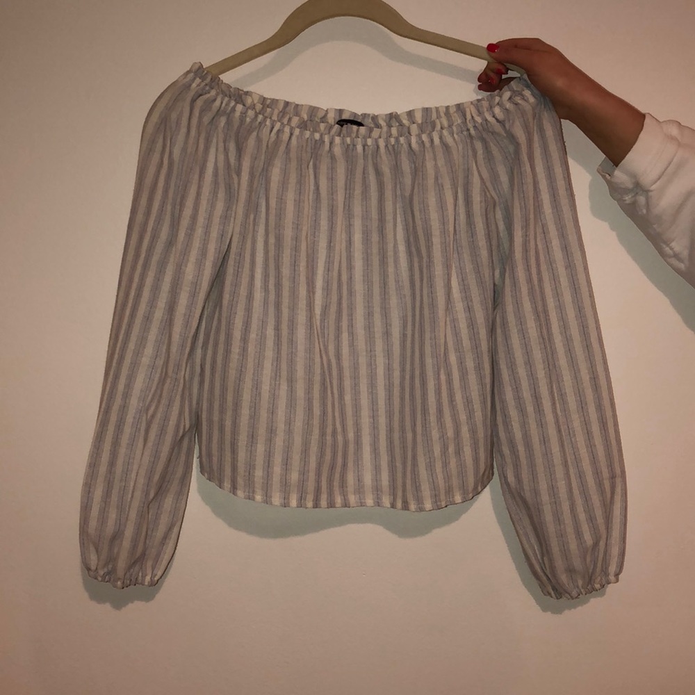 Brandy Melville off the shoulder